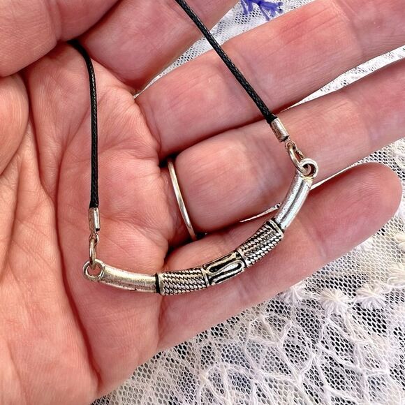 Vintage Bali Choker Necklace - Picture 8 of 8